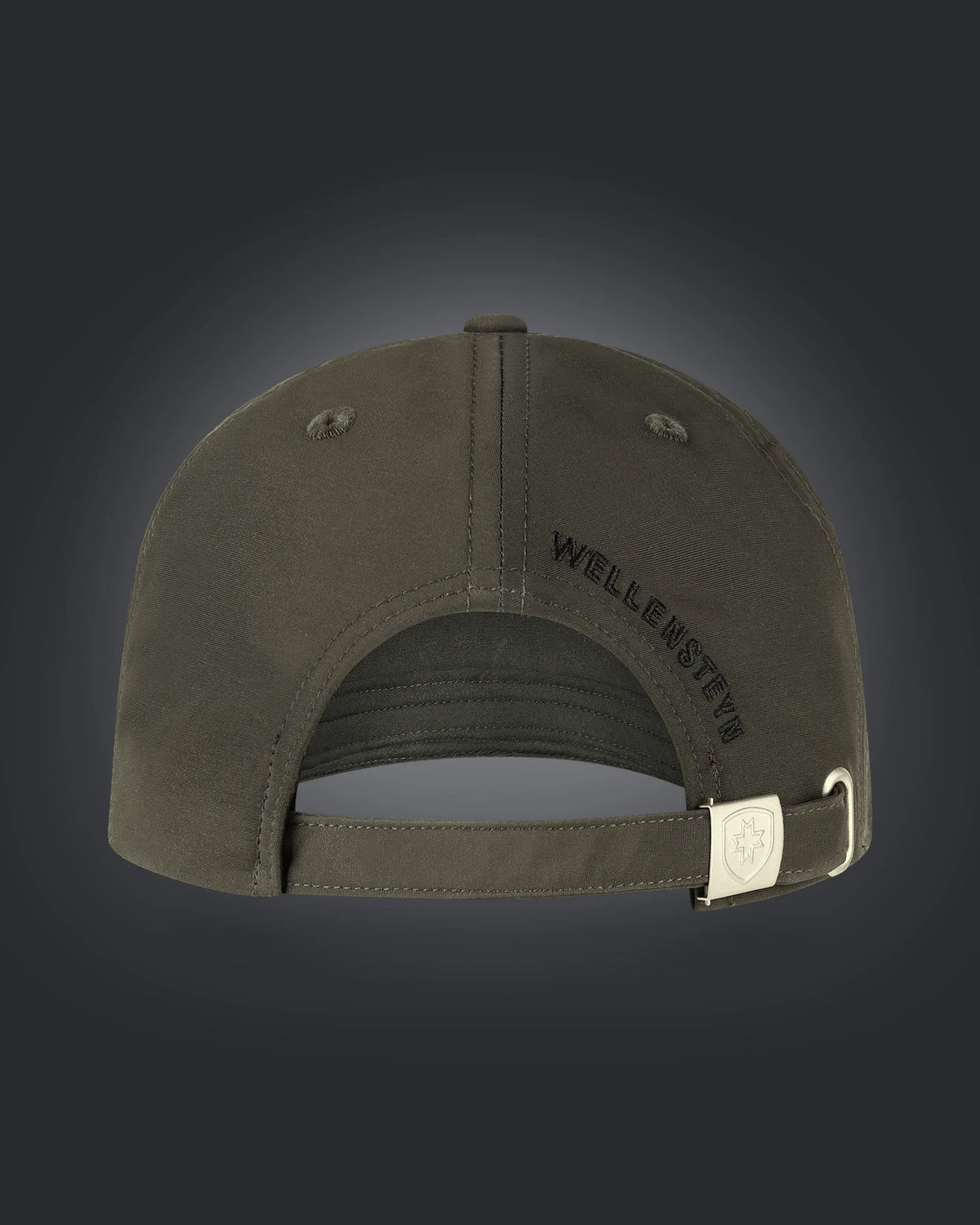 Royal Cap 870, Blackarmy