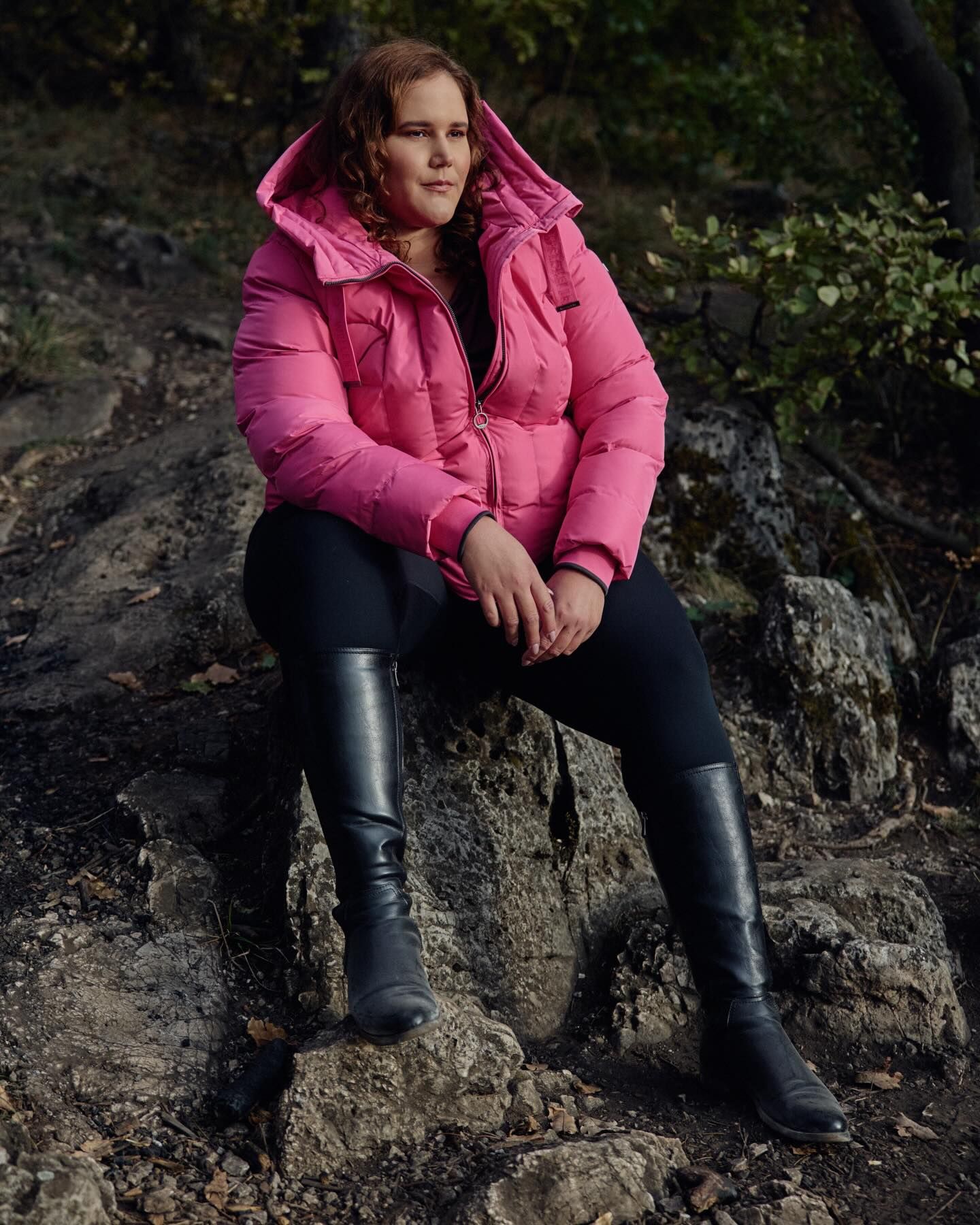 Tökéletes illeszkedés, kompromisszum nélkül. Kínálatunkban több modell is elérhető egészen 5XL-es méretig. Akár sportos, akár elegáns fazont keresel, nálunk garantáltan megtalálod a hozzád legjobban illő darabot.🩷 A 3XL-től kezdődő méretek esetén a kabát árára 10 990 Ft felár kerül. #wellensteyn #wellensteynhungary #divat #ruha #outfit #fashion #womensfashion #mensfashion #newseason #newcollection #újkollekció #winterfashion #télikabát #winterjacket