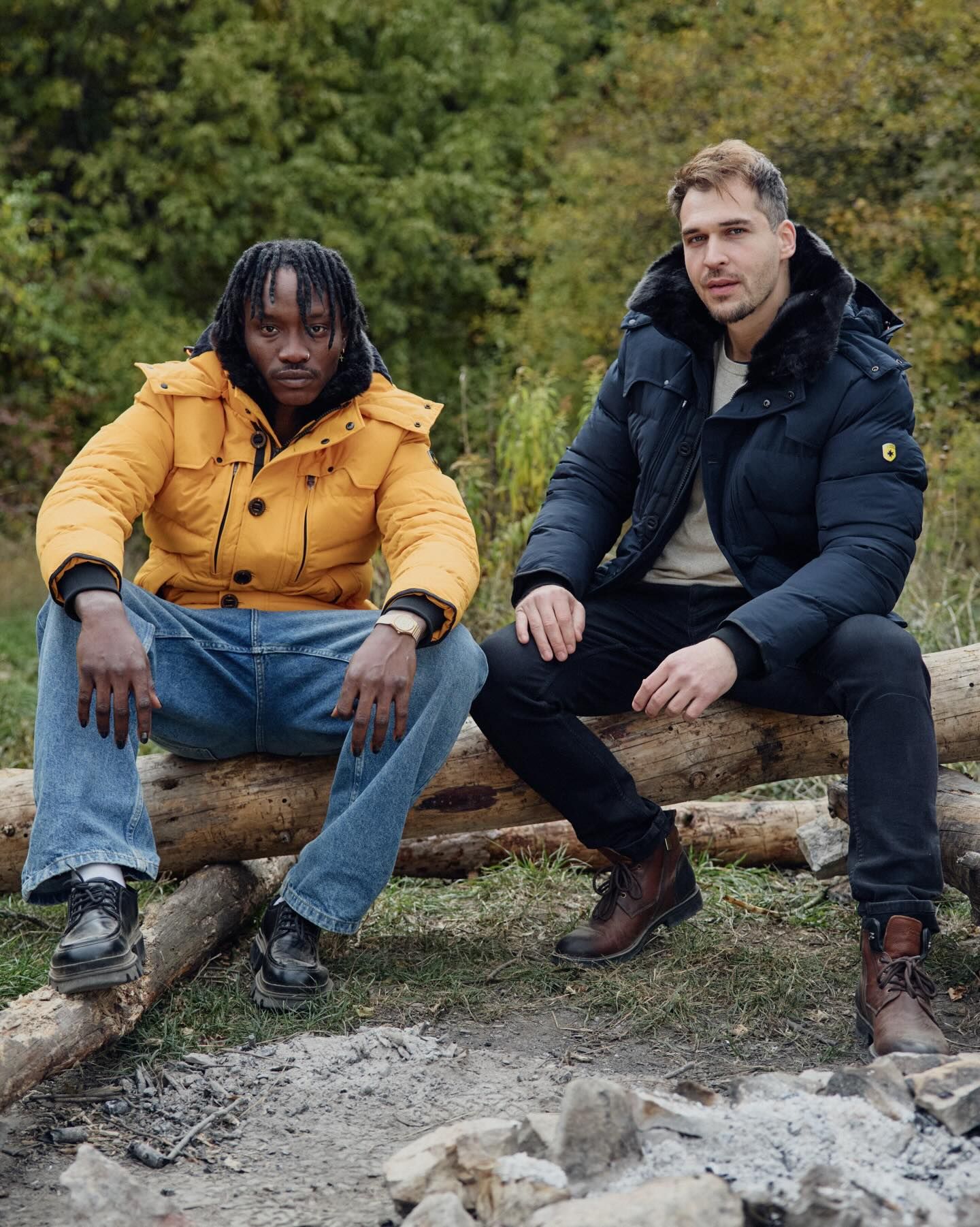 A Starstream a hideg napok egyik legmegbízhatóbb kabátja. Vastag bélése és a puha belső anyaga maximális kényelmet nyújt, miközben stílusos és időtálló megjelenést biztosít. A nagy zsebek, a levehető kapucni és az állítható derékrész a praktikumot szolgálják, a prémium anyaghasználat pedig a tartósságról gondoskodik. Elérhető férfiaknak és gyerekeknek is, így akár apa és fia is ugyanabban a kabátban vághat neki a télnek. #wellensteyn #wellensteynhungary #divat #ruha #outfit #fashion #womensfashion #mensfashion #newseason #newcollection #újkollekció #winterfashion #télikabát #winterjacket